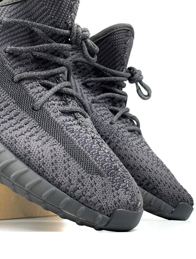 Yeezy boots 350 V2