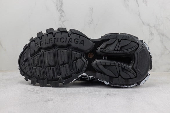 Balenciaga track