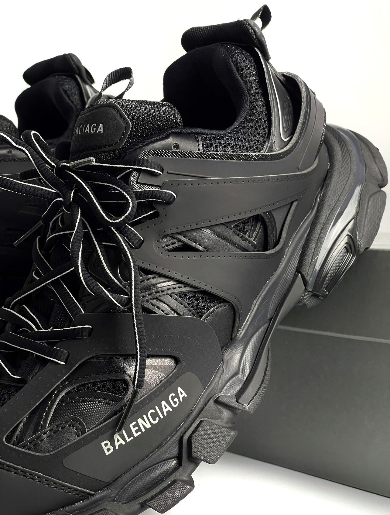 Balenciaga track